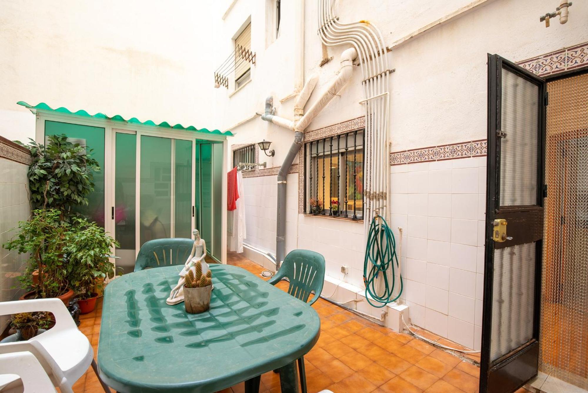 La Casa De Lili Acerca De Palacio De Musica Valencia Buitenkant foto